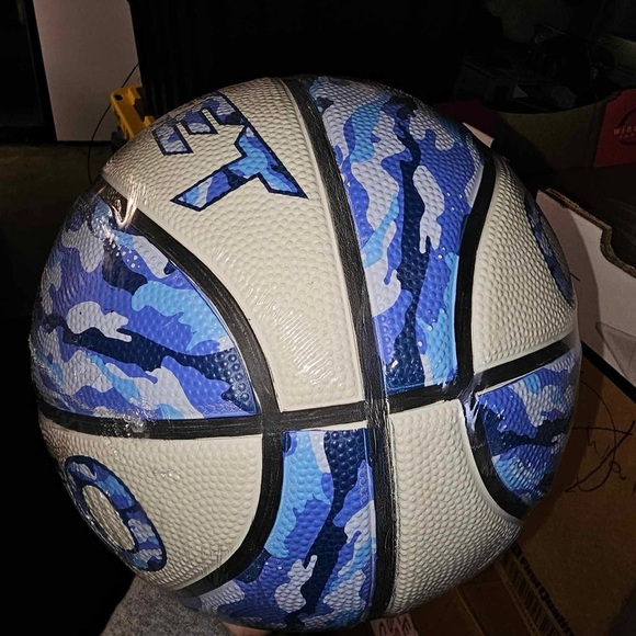Belco Sports Street Blue Basketball Size - Picture 4 of 4